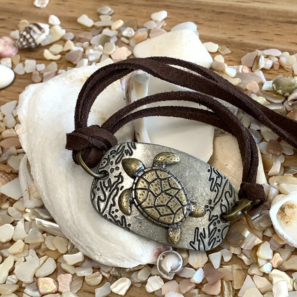 Sea Turtle 2-tone Vintage Coastal Leather Bracelet - Picture 3 of 7
